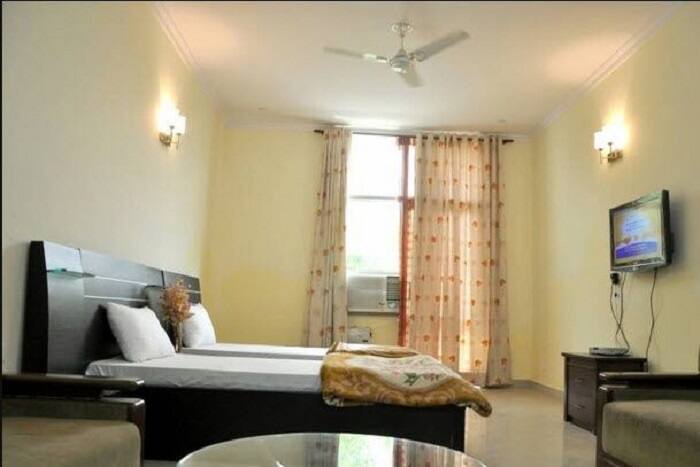 Tanish Regency, New Delhi 1